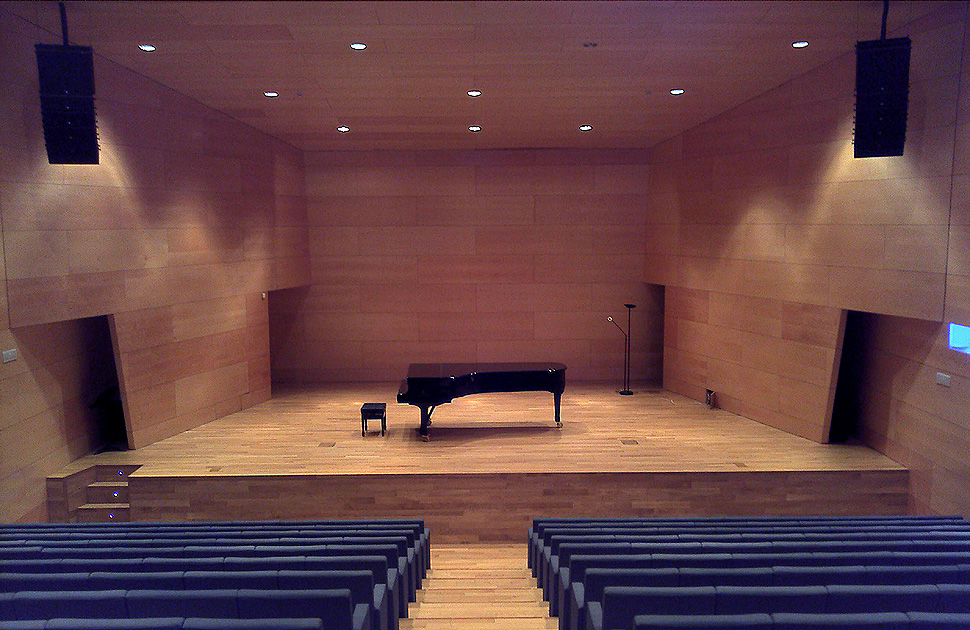 Afinació de piano a l'Auditori Can Roig i Torras, Santa Coloma de Gramenet (I)